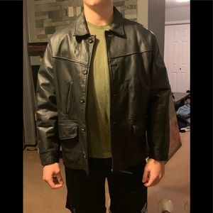 Men’s leather jacket M